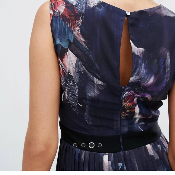 NWT ASOS floral maxi dress. Blue navy maxi dress - Picture 3 of 4